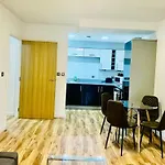 Skyline Central City Centre Apartment Birmingham