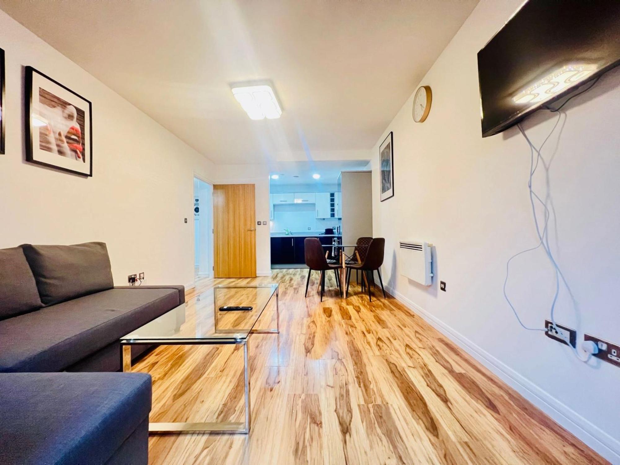 Skyline Centre Apartment *